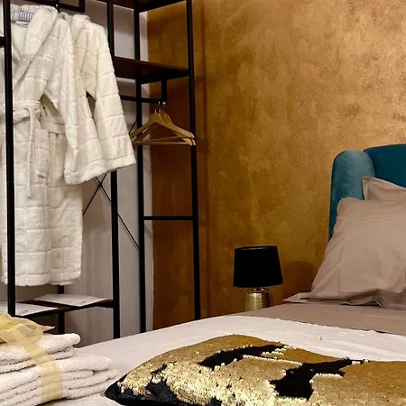 La Casa Di Hermes Oda ve Kahvaltı 3*