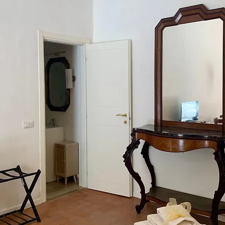 La Casa Di Hermes Oda ve Kahvaltı 3*