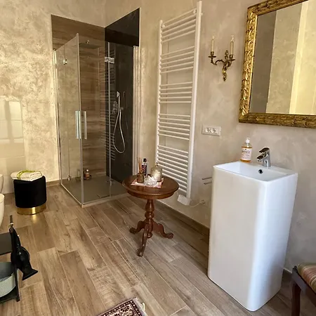 فندق مبيت وإفطار La Casa Di Hermes 3*