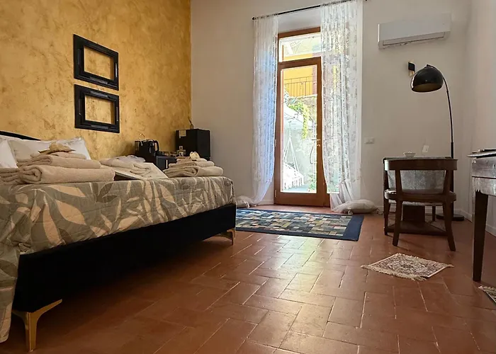 La Casa Di Hermes Bed & Breakfast 3*